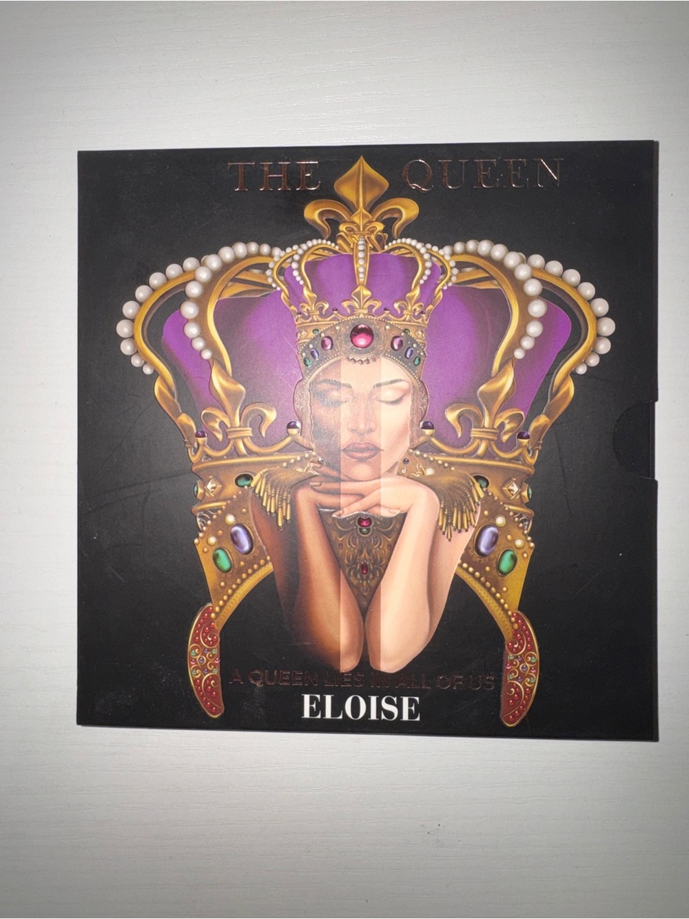 Eloise - The Queen Eyeshadow Palette